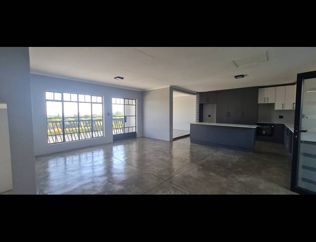 4 BEDROOM HOUSE FOR SALE IN CASHAN
